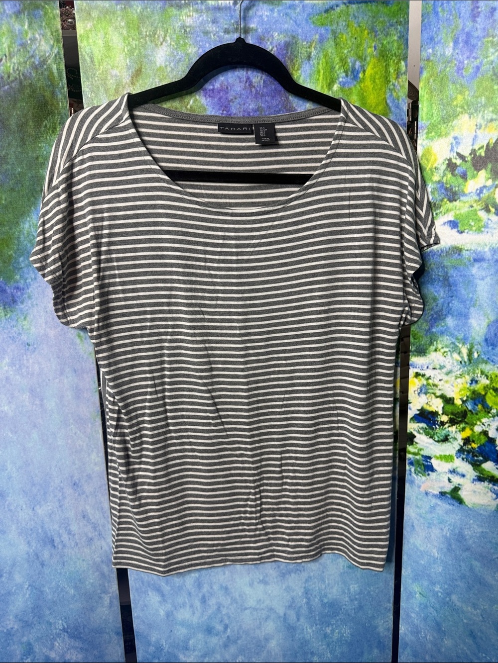TAHARI Striped Short Sleeve Top Gray & White Small